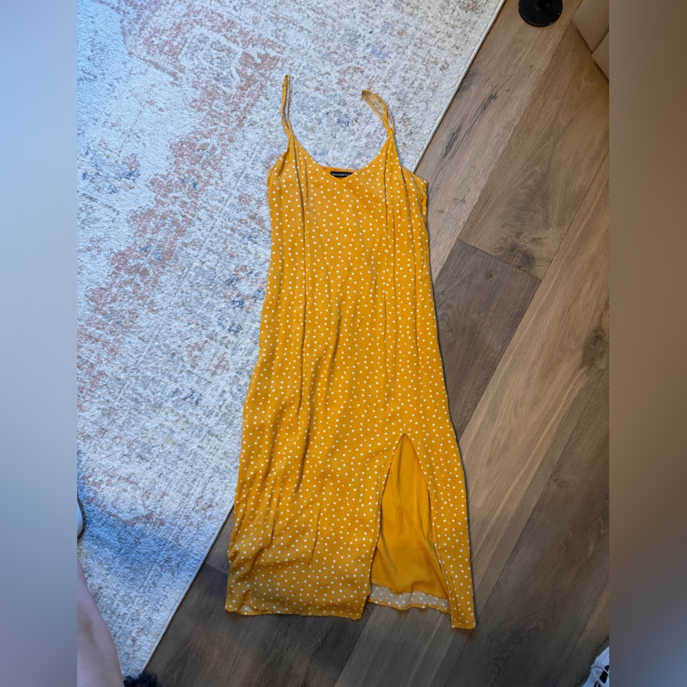 Like new, Abercrombie and Fitch Yellow PolkaDot Sundress